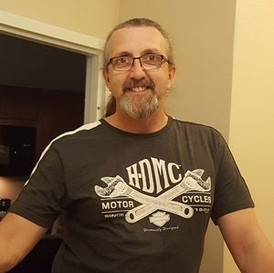 Meet your Posher, Troy